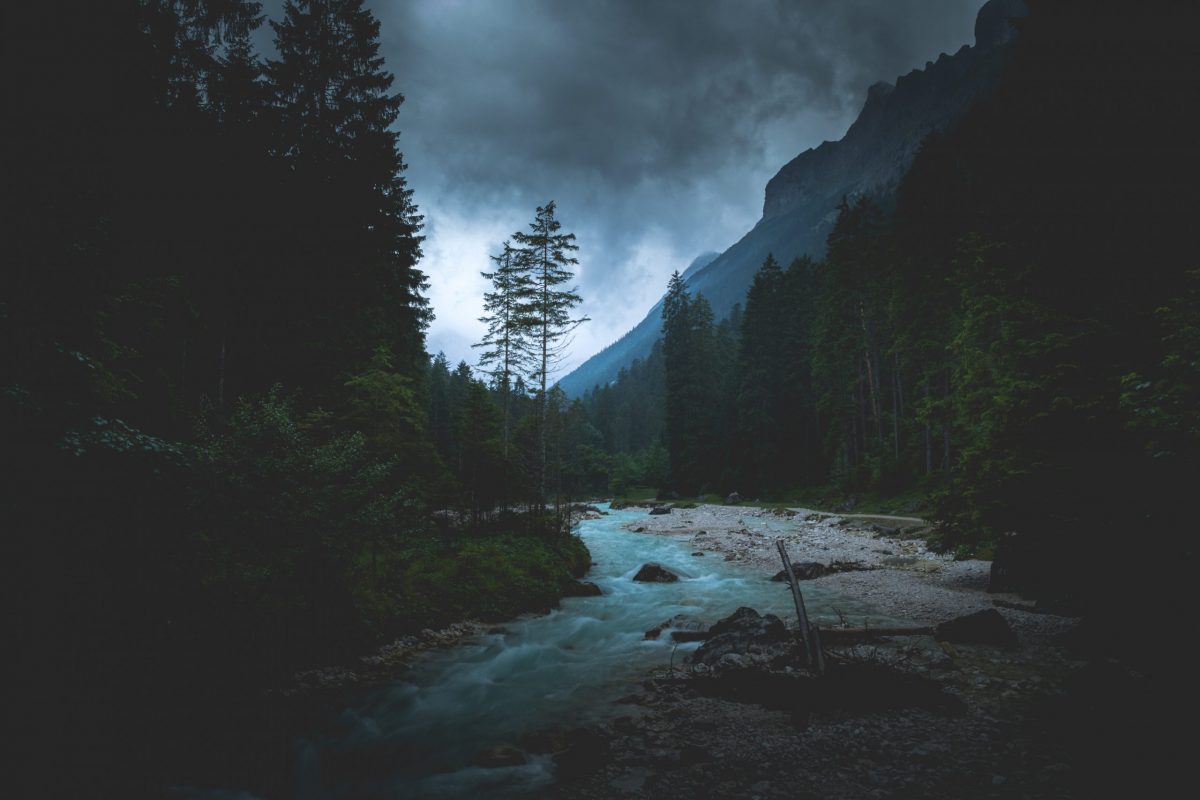 river in mountains